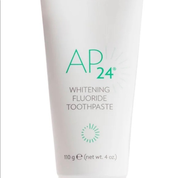 Nuskin Whitening Fluoride Toothpaste - Picture 7 of 8